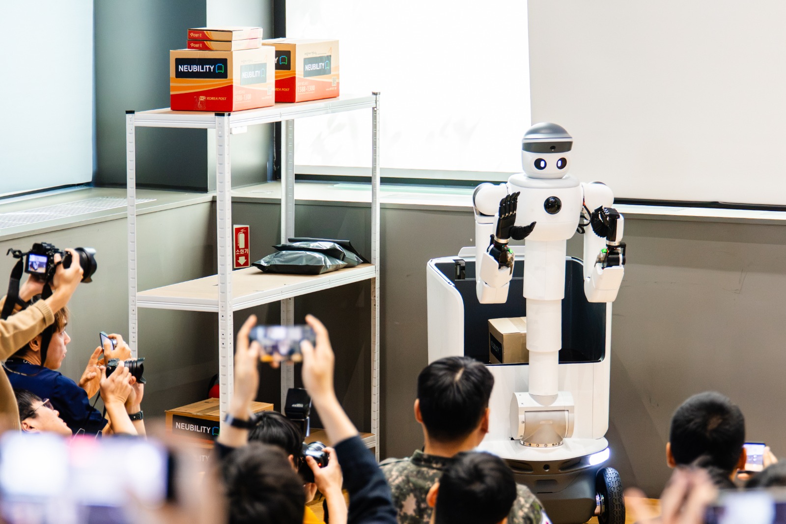 NEUBILITY Unveils Billi, a Hybrid Humanoid Combining Spatial Intelligence with Manipulation Capabilities 